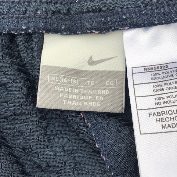 Nike shorts - Picture 8 of 8